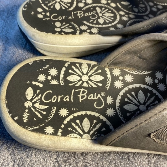 Coral Bay Sandal’s Size 10 Women’s Flip Flops Shoes - Picture 5 of 10